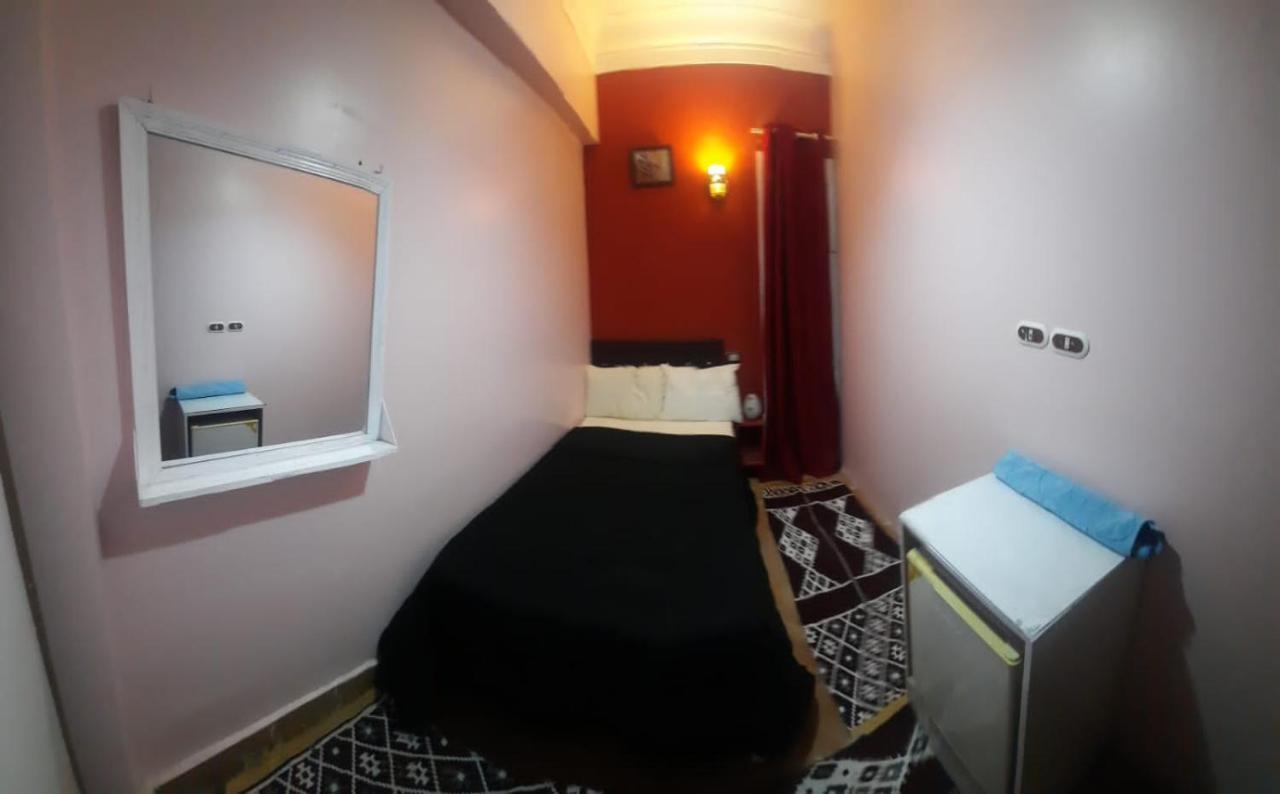 Happy Hostel Кайро Екстериор снимка