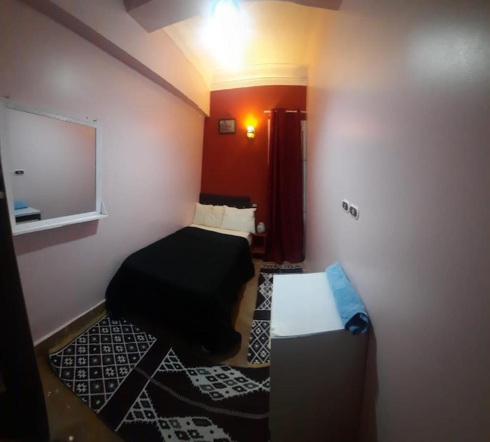 Happy Hostel Кайро Екстериор снимка